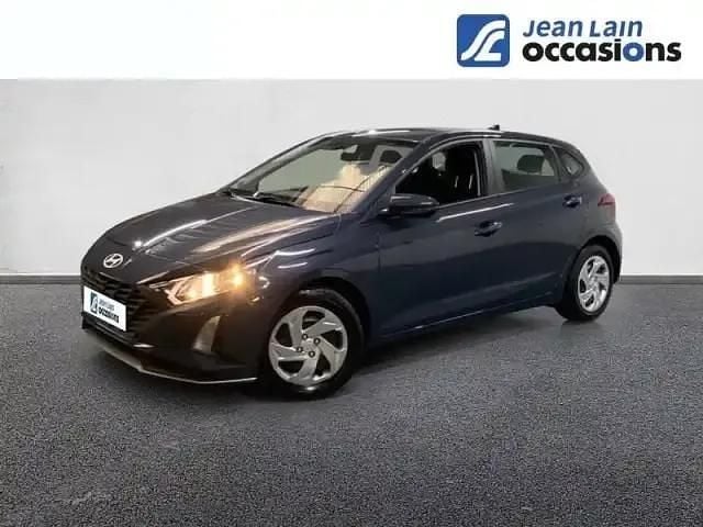 Gris Occasion 2024 Hyundai i20 Berline | 16 790 € (Prix juste) - Image 1/4