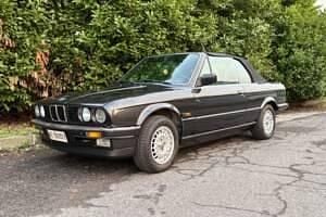 Bleu Occasion 1989 BMW 320 Cabriolet Cabriolet | 22 000 € - Image 1/4