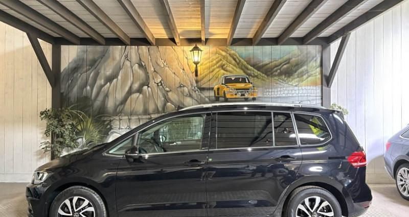 Utilisé 2022 VW Touran Active Monospace | 29 950 € (Prix cher) - Image 1/4