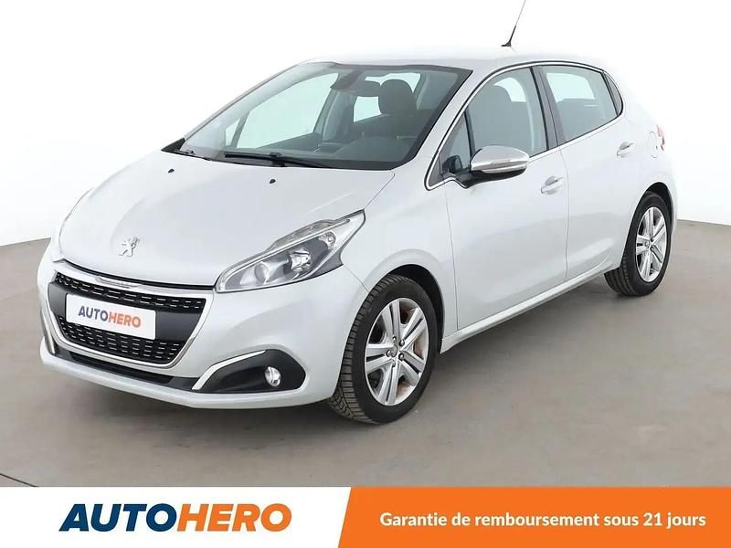 Blanc Occasion 2017 Peugeot 208 Allure Citadine | 8 290 € (Prix juste) - Image 1/2