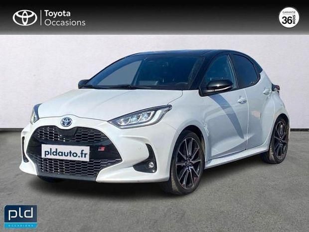Noir Utilisé 2023 Toyota Yaris Hybrid Sport | 21 990 € (Prix juste) - Image 1/4