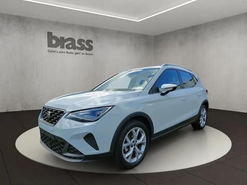 Blanc Utilisé 2023 Seat Arona FR SUV | 21 980 € (Prix juste) - Image 1/4