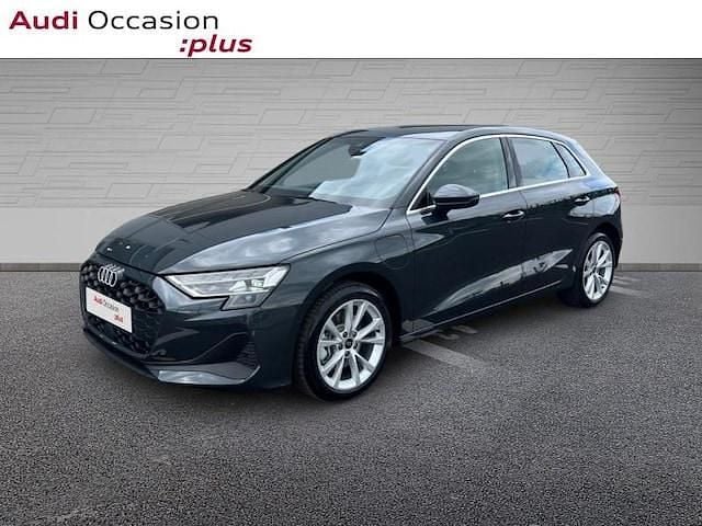 Gris manhattan métallisé Utilisé 2025 Audi A3 Sportback e-tron Business Berline | 45 990 € - Image 1/4