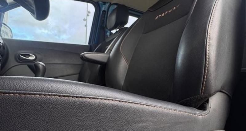 Occasion Dacia Dokker Stepway 91 ch (66 kW) 2017 Bleu Monospace