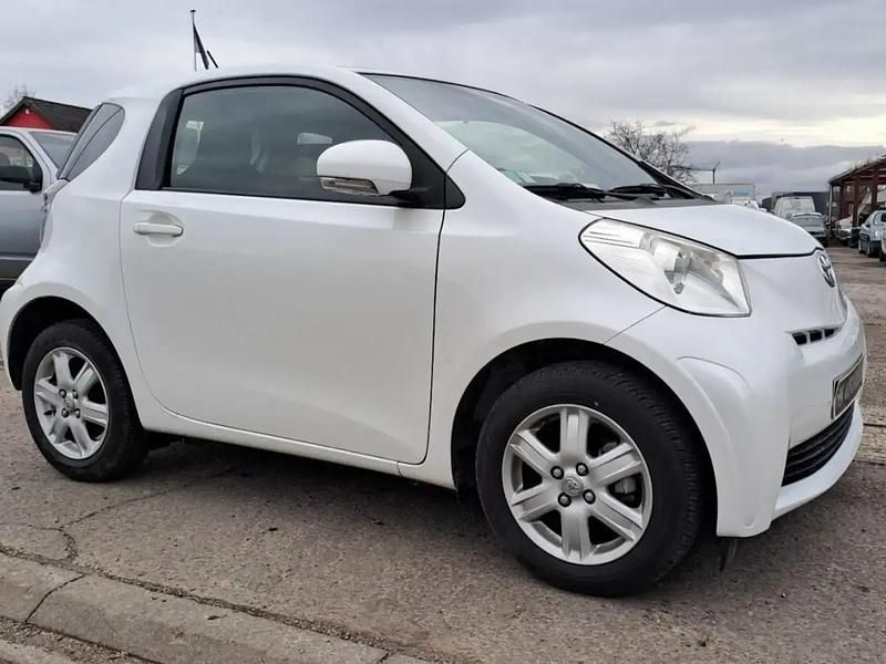 Occasion Toyota iQ 69 ch (50 kW) 2009 Blanc Citadine