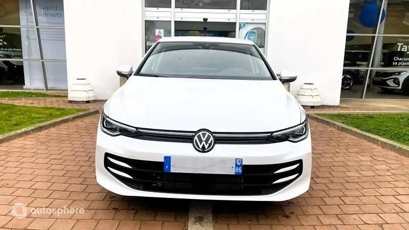 Blanc Utilisé 2025 VW Golf VIII Edition Berline | 37 999 € - Image 1/4
