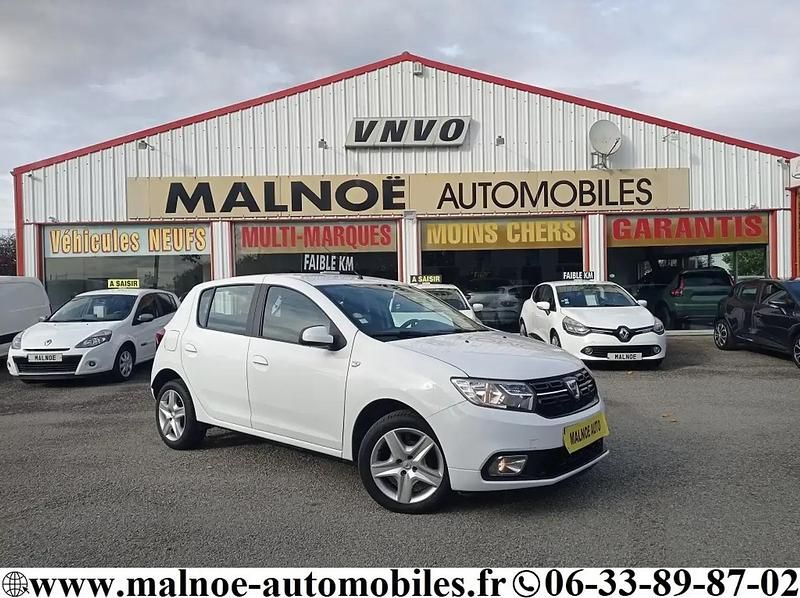 Blanc Utilisé 2018 Dacia Sandero Lauréate Berline | 8 990 € (Prix juste) - Image 1/4