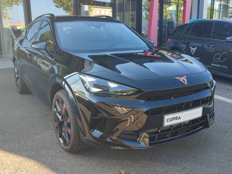 Noir Nouvelle 2024 Cupra Formentor SUV | 44 699 € (Prix cher) - Image 1/3