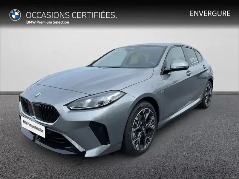 Gris Utilisé 2025 BMW 120 M Sport Citadine | 39 900 € (Prix juste) - Image 1/4