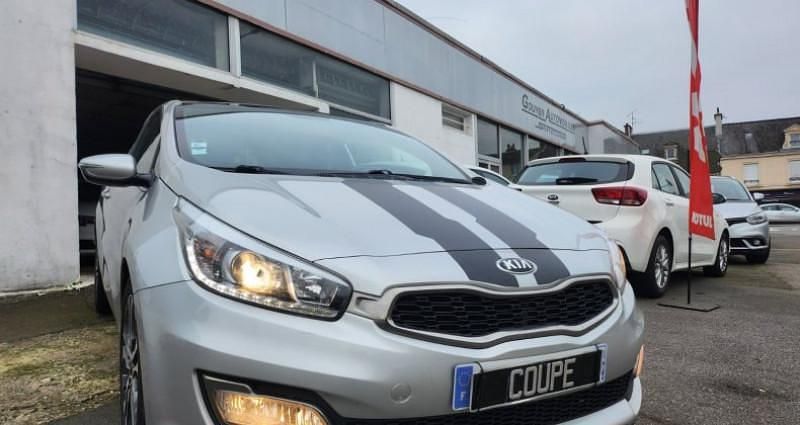 Occasion Kia ProCeed 126 ch (92 kW) 2016 Gris Citadine