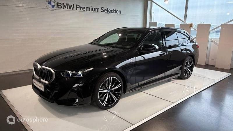 Noir Utilisé 2025 BMW 530e M Sport Break | 81 490 € - Image 1/4