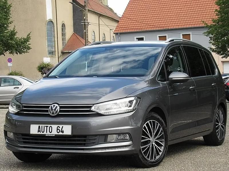 Gris Utilisé 2015 VW Touran Highline Monospace | 14 890 € (Prix cher) - Image 1/4