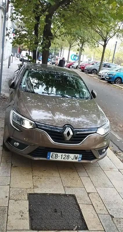 Bronze Occasion 2016 Renault Mégane IV Business Berline | 4 500 € (Super prix) - Image 1/4