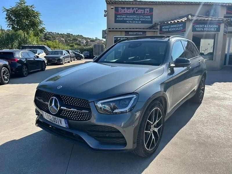 Gris Utilisé 2019 Mercedes GLC300 AMG line SUV | 35 900 € (Prix juste) - Image 1/4
