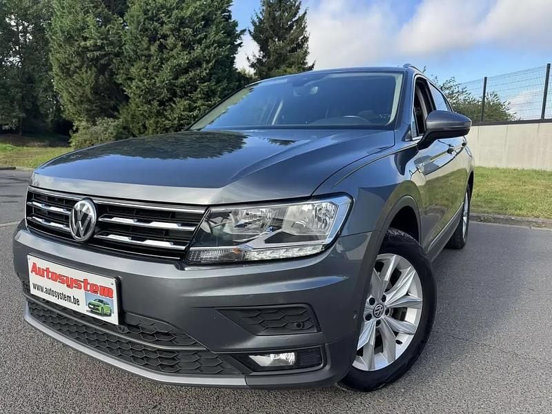 Gris Utilisé 2021 VW Tiguan Allspace SUV | 29 950 € (Prix juste) - Image 1/4