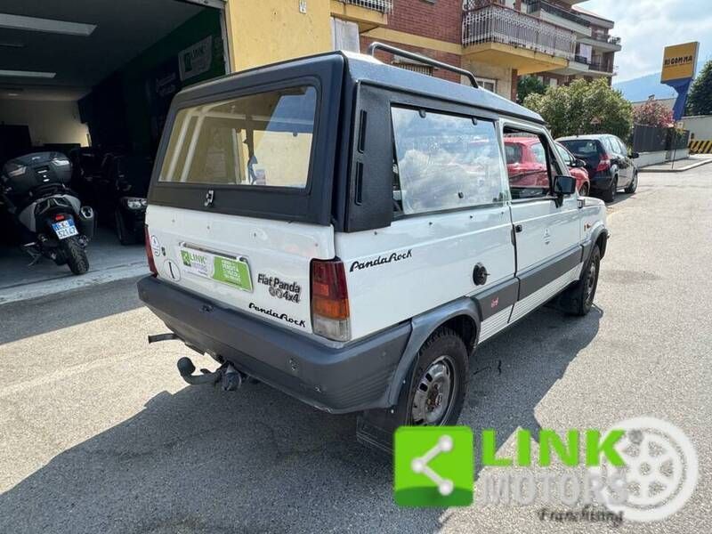 Image 3/4