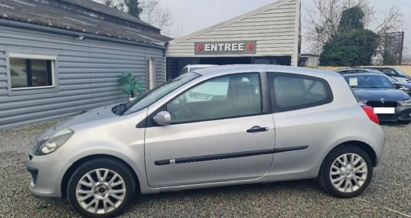 Occasion Renault Clio III Dynamique 85 ch (62 kW) 2006 Citadine