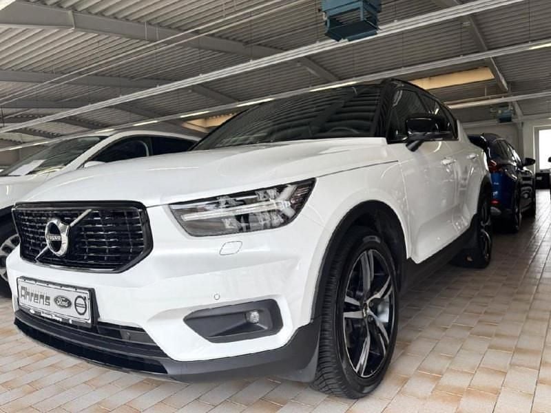 Utilisé 2020 Volvo XC40 SUV | 30 850 € (Prix juste) - Image 1/4