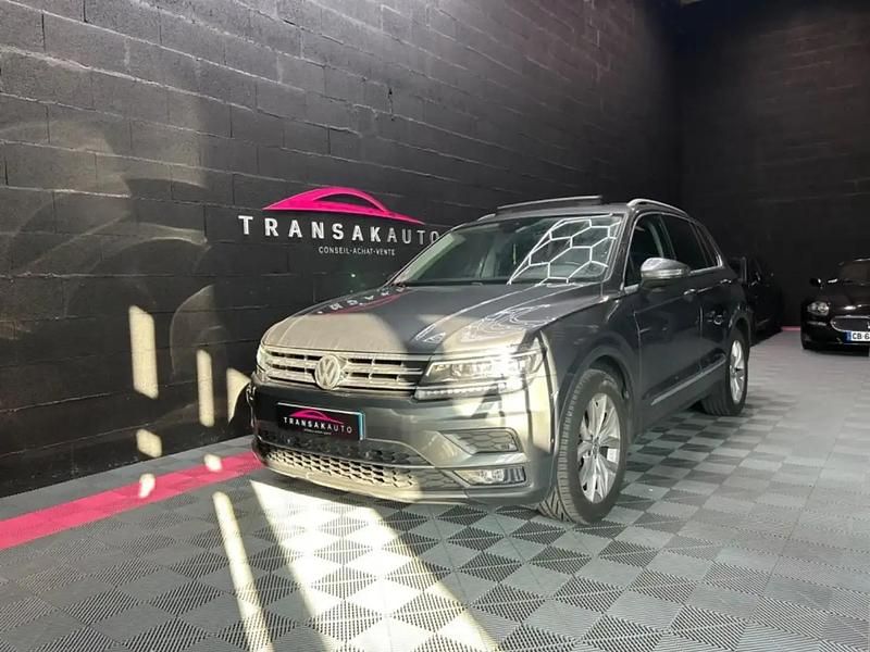 Gris Occasion 2020 VW Tiguan SUV | 20 490 € (Bon prix) - Image 1/4