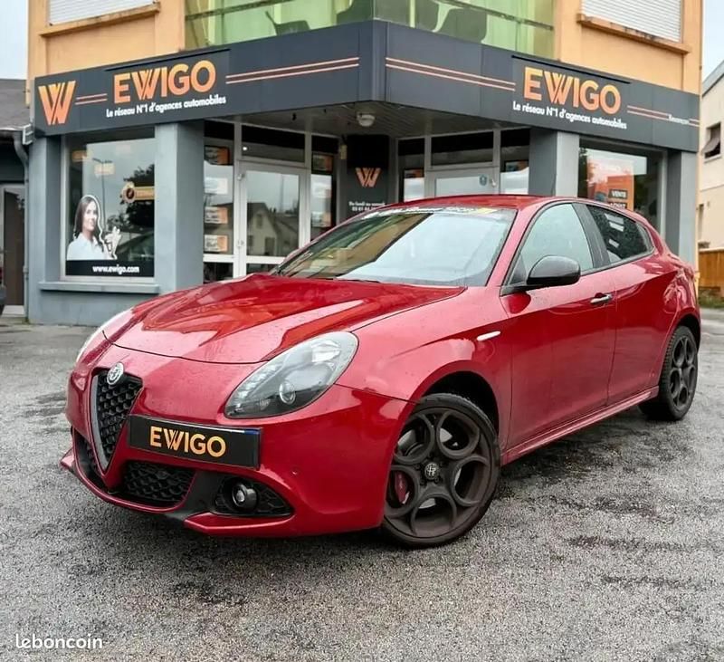 Utilisé 2019 Alfa Romeo Giulietta Citadine | 15 450 € (Prix juste) - Image 1/4