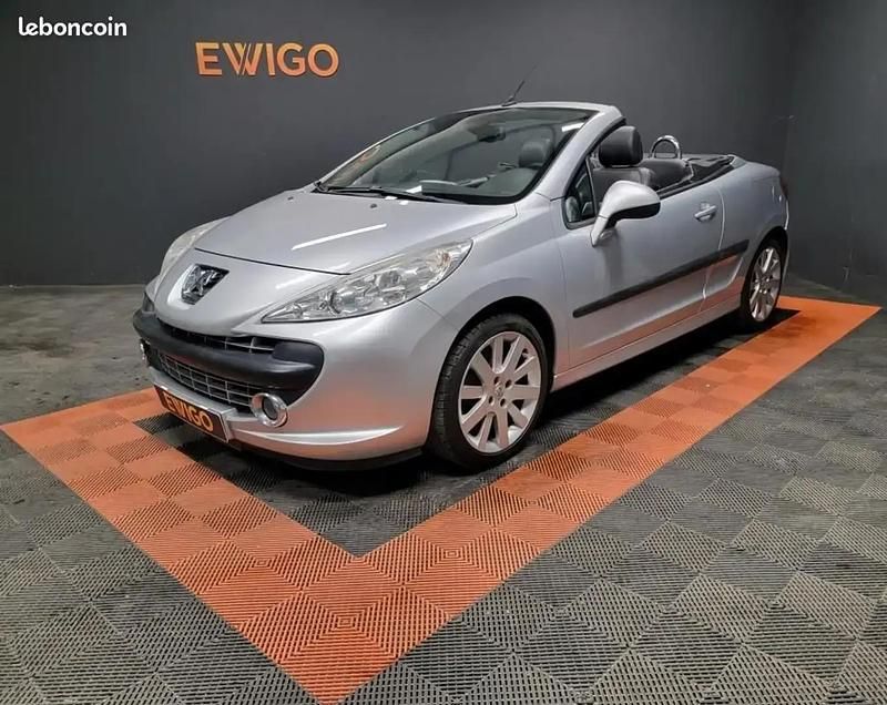 Gris Utilisé 2007 Peugeot 207 Cabriolet | 5 190 € (Prix juste) - Image 1/4