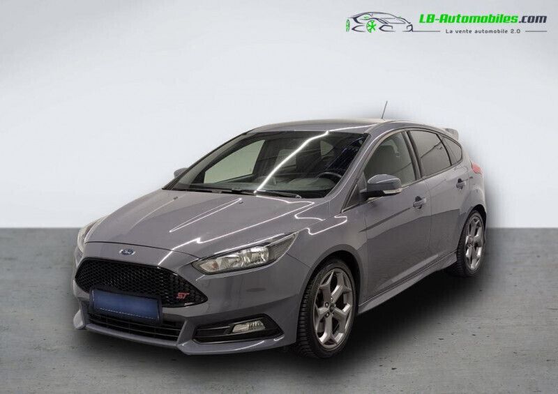Utilisé 2018 Ford Focus ST Berline | 26 700 € (Prix assez cher) - Image 1/4