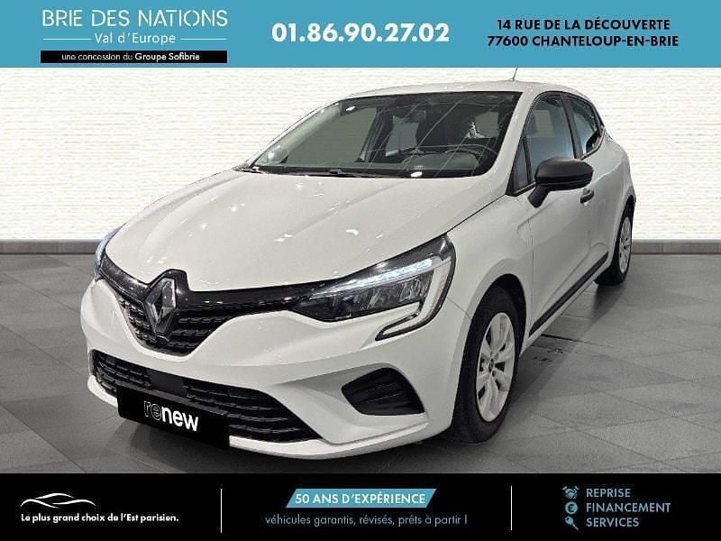 Blanc Utilisé 2022 Renault Clio SE Van | 10 490 € - Image 1/4