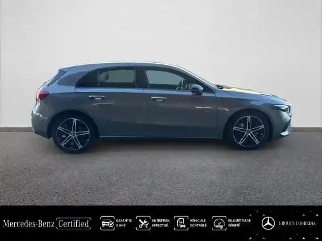 Occasion Mercedes A180 Progressive 118 ch (86 kW) 2025 Gris montagne métallisé Berline