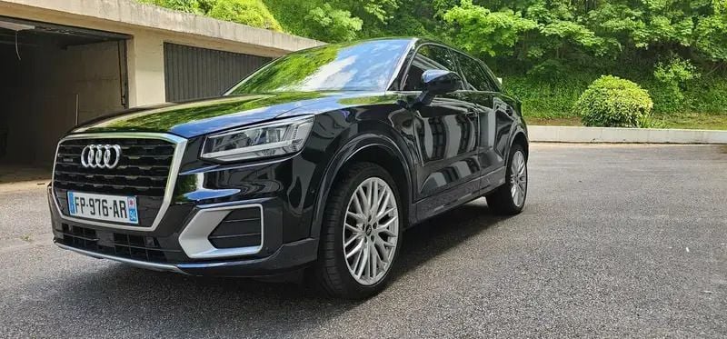 Noir Utilisé 2020 Audi Q2 Design SUV | 28 990 € (Prix juste) - Image 1/4