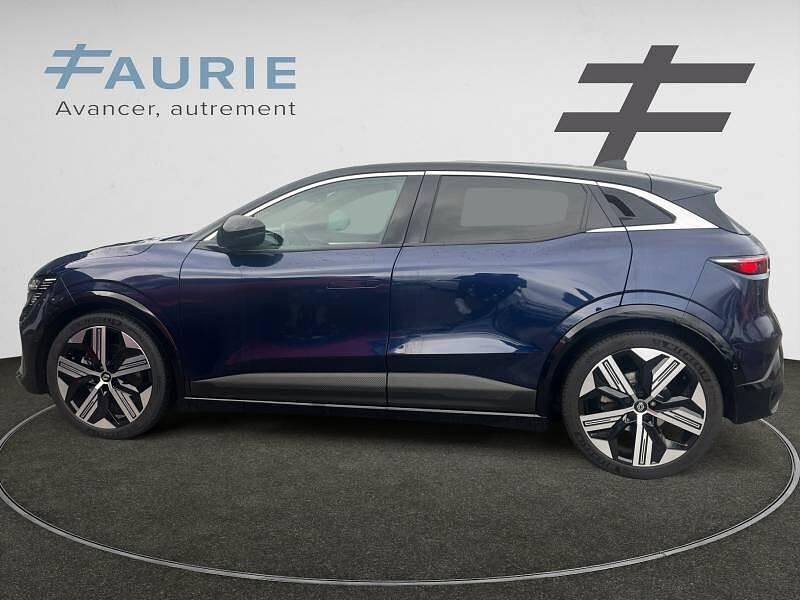 Occasion Renault Megane E-Tech Iconic 161 kW (220 ch) 2022 Bleu Berline