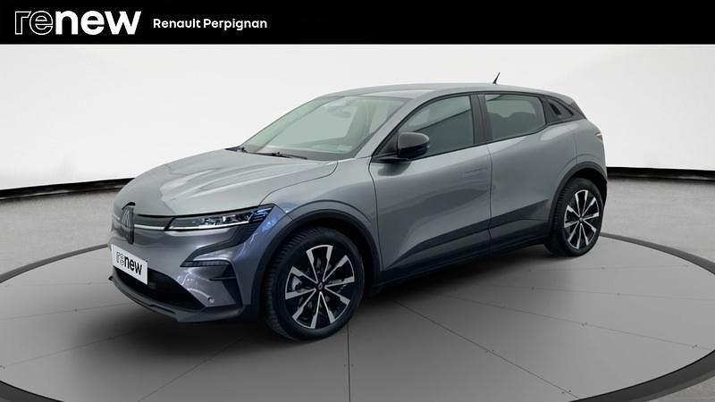 Gris Utilisé 2023 Renault Mégane Evolution Berline | 22 390 € (Super prix) - Image 1/4