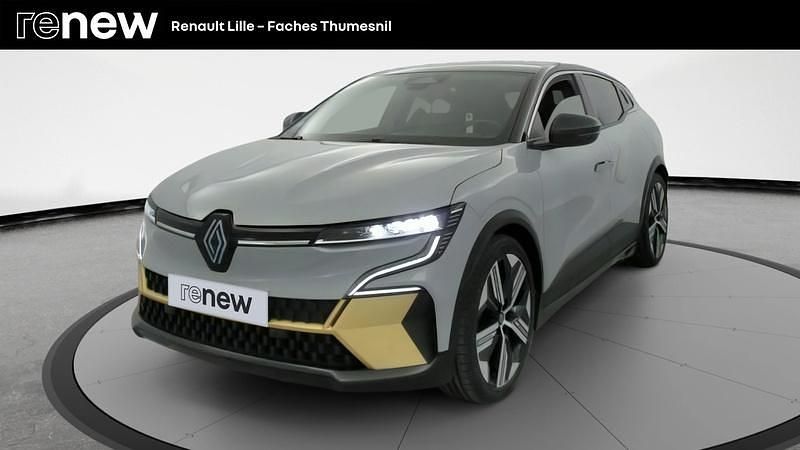 Gris Occasion 2022 Renault Megane E-Tech Iconic Berline | 26 499 € (Prix cher) - Image 1/4