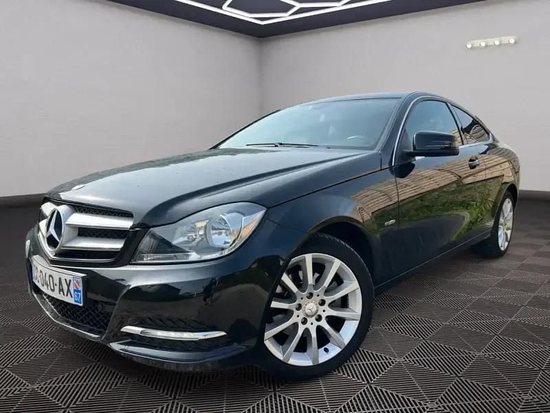 Noir Utilisé 2012 Mercedes C220 Coupé | 15 999 € (Prix juste) - Image 1/4