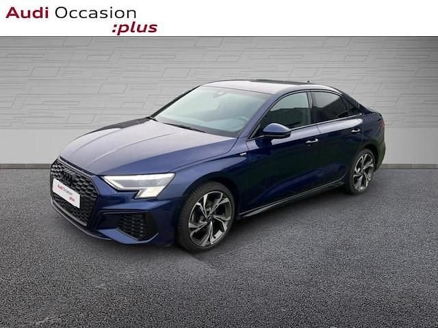 Bleu navarre métallisé Occasion 2022 Audi A3 S-Line Berline | 27 980 € (Prix juste) - Image 1/4