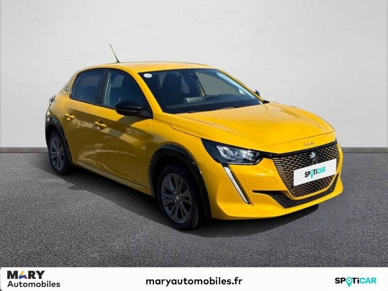 Occasion Peugeot e-208 Style 100 kW (136 ch) 2023 Jaune Citadine