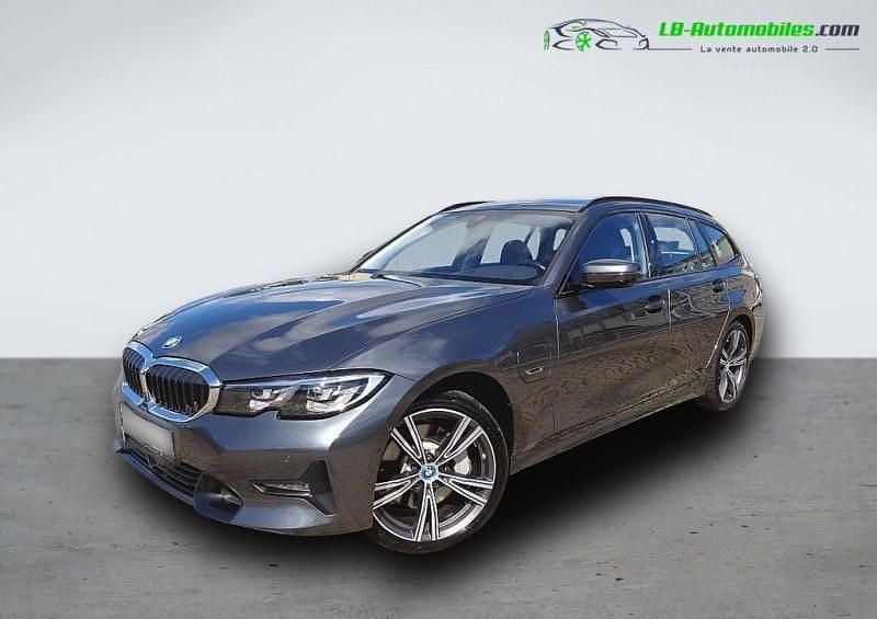 Utilisé 2021 BMW 330e Sport Line Berline | 36 400 € (Prix juste) - Image 1/4
