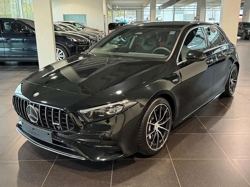 Noir Occasion 2024 Mercedes A35 AMG AMG Citadine | 41 990 € (Prix juste) - Image 1/4