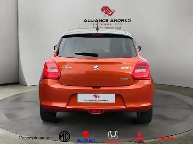 Occasion Suzuki Swift 2021 So'color flame orange pearl/black métal Citadine