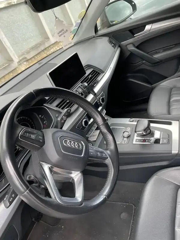 Noir Utilisé 2017 Audi Q5 Design SUV | 22 000 € (Prix juste) - Image 1/4