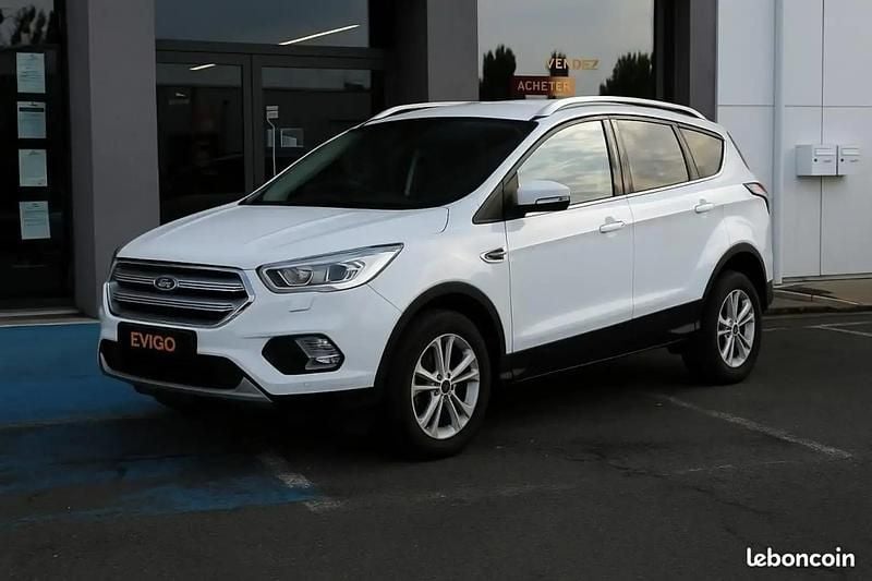 Blanc Utilisé 2018 Ford Kuga SUV | 10 490 € (Super prix) - Image 1/4
