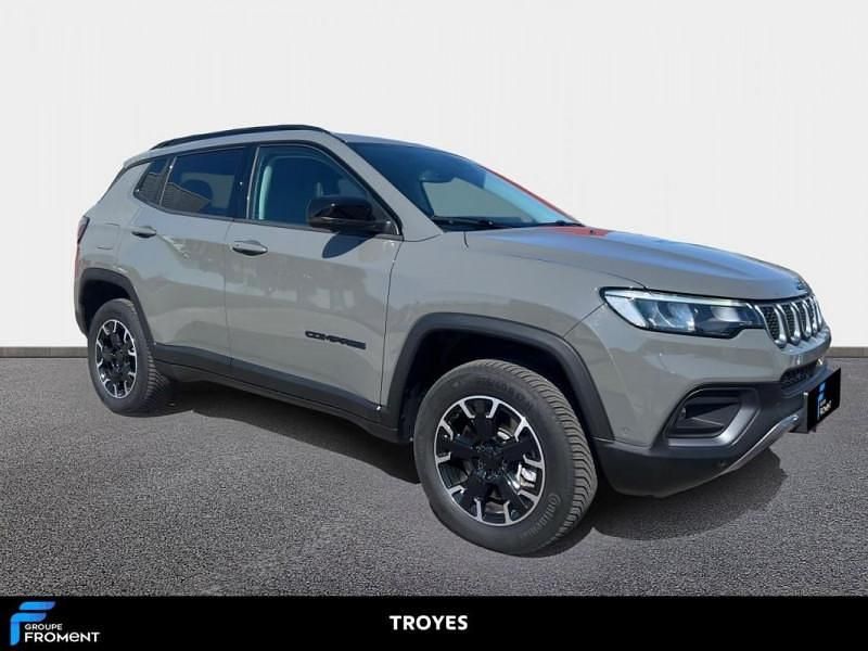 Occasion Jeep Compass 180 ch (132 kW) 2023 Gris SUV
