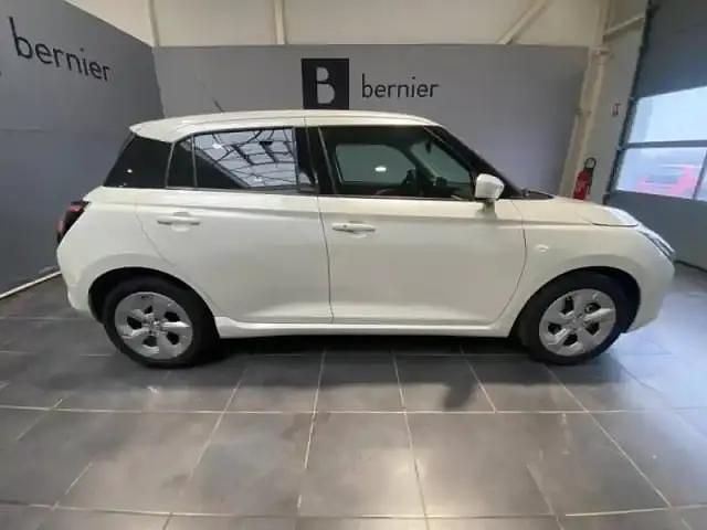 Occasion Suzuki Swift 2025 Pure white pearl metal Citadine