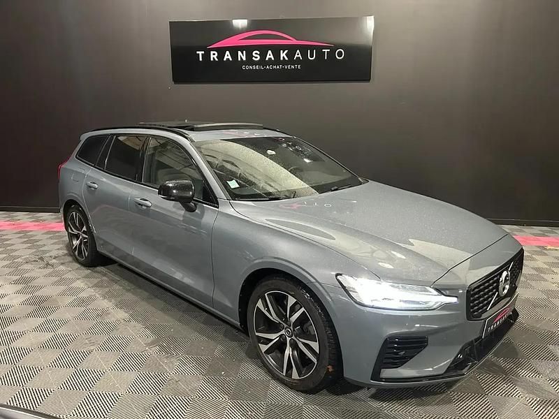 Gris Occasion 2022 Volvo V60 R-Design Break | 34 980 € (Prix juste) - Image 1/4