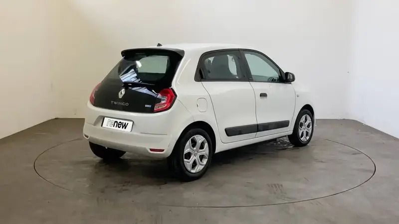 Image 2/4