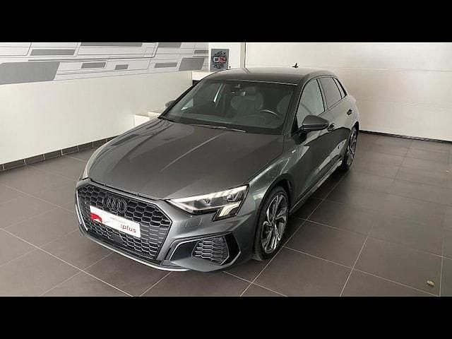 Gris Utilisé 2022 Audi A3 S-Line | 30 990 € (Prix assez cher) - Image 1/4