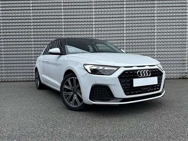 Blanc glacier métallisé Utilisé 2024 Audi A1 Sportback Advanced Plus Citadine | 26 890 € (Prix juste) - Image 1/4