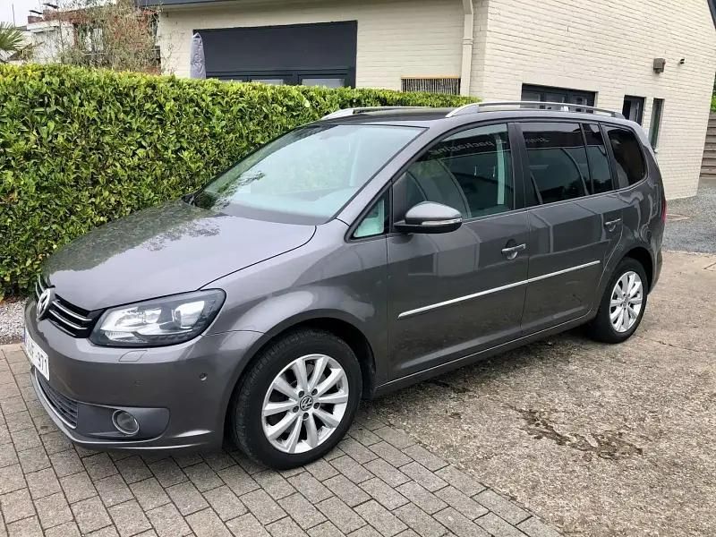 Gris Utilisé 2013 VW Touran Highline Monospace | 12 990 € - Image 1/4