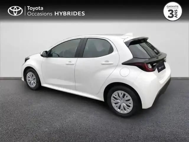Occasion Toyota Yaris Hybrid 116 ch (85 kW) 2023 Blanc Berline
