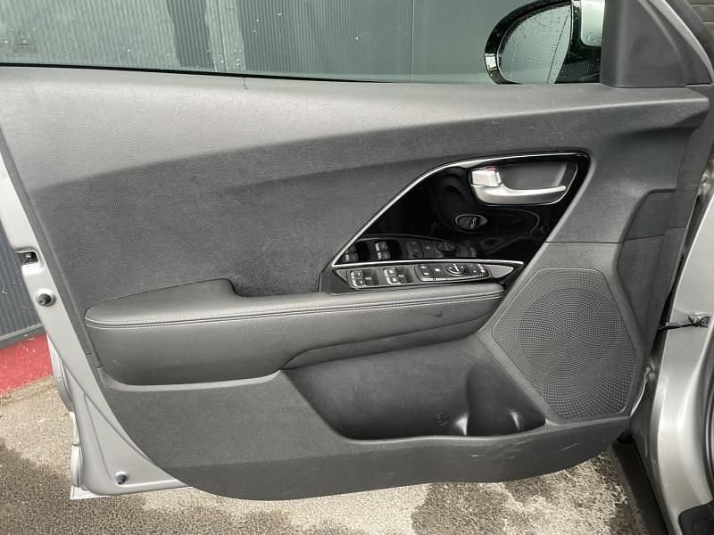 Occasion Kia Niro 105 ch (77 kW) 2022 Gris comete mã©tallisã© SUV