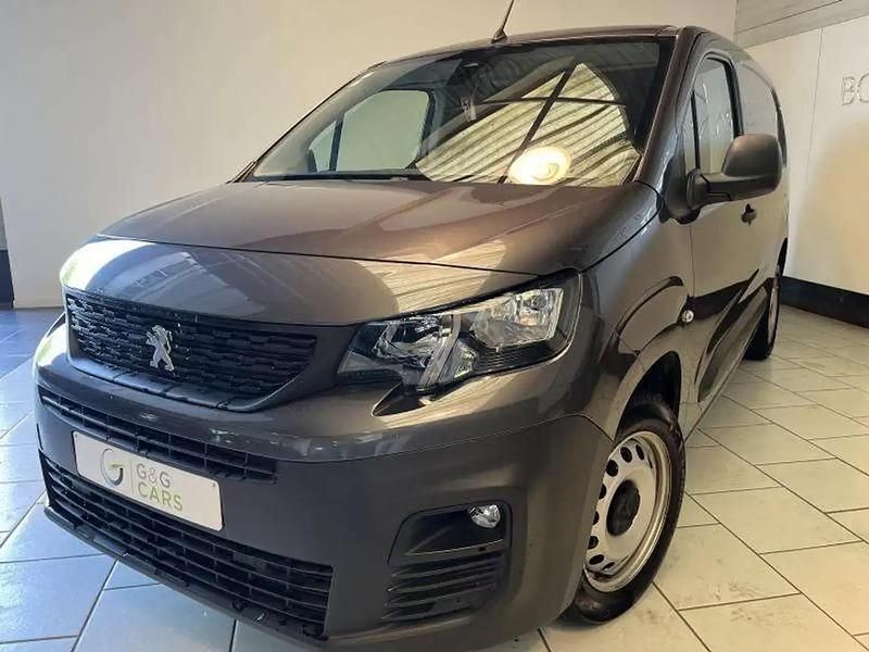 Gris Utilisé 2019 Peugeot Partner Monospace | 16 990 € (Prix juste) - Image 1/4
